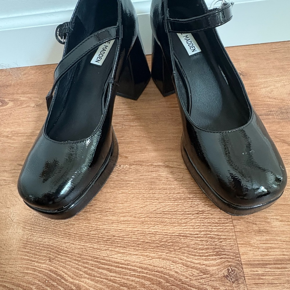 Steve Madden Black Patent Heels